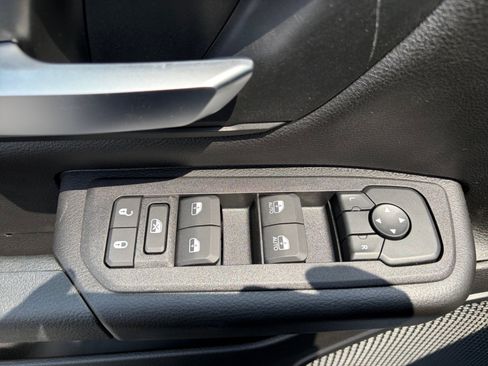 New 2026 RAM 1500 Express AWD/4WD image 13