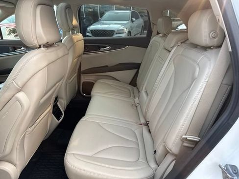 Used 2020 Lincoln Nautilus Reserve AWD/4WD image 29