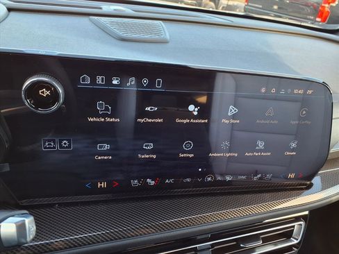 New 2026 Chevrolet Traverse High Country w/ LPO, Floor Liner Package image 3