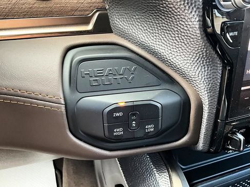New 2026 RAM 2500 Limited AWD/4WD image 22