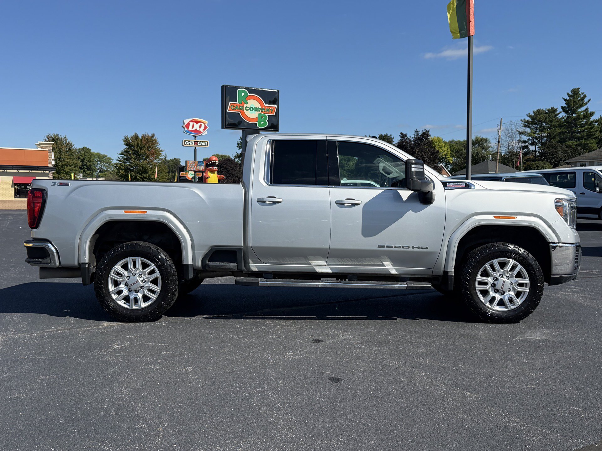 Used 2022 GMC Sierra 2500 SLE w/ Gooseneck/5TH Wheel Package AWD/4WD image 9