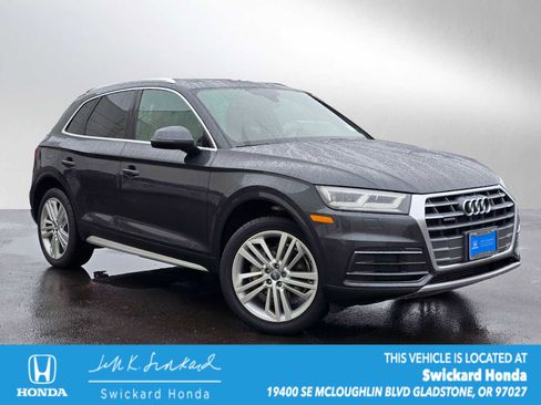 Used 2018 Audi Q5 2.0T Premium Plus w/ Premium Plus Package image 1