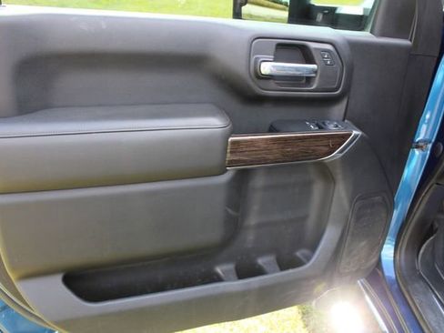 Used 2022 GMC Sierra 3500 SLE w/ SLE Convenience Package image 27