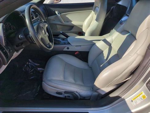 Used 2006 Chevrolet Corvette Convertible w/ Preferred Equipment Group image 17