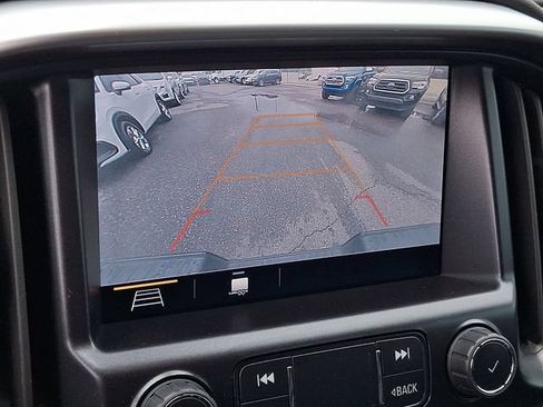 Used 2022 Chevrolet Colorado ZR2 AWD/4WD image 13