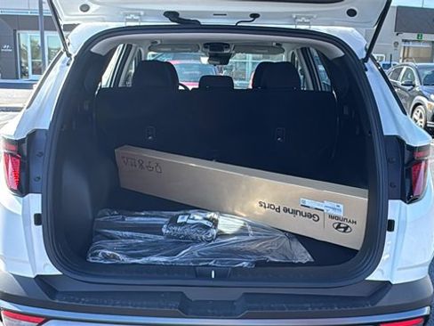 New 2026 Hyundai Tucson SE image 7