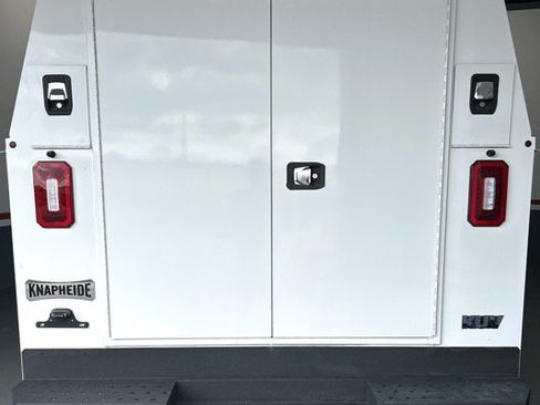 Used 2020 GMC Savana 3500 w/ Power Convenience Package image 6