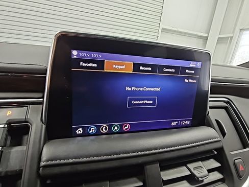 Used 2021 Chevrolet Tahoe Z71 w/ Luxury Package image 16