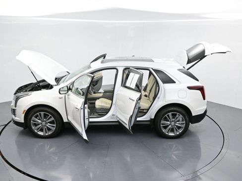 Used 2025 Cadillac XT5 Premium Luxury w/ Technology Package image 45