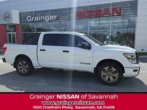 Used 2024 Nissan Titan SV w/ SV Bronze Edition Package RWD image 1