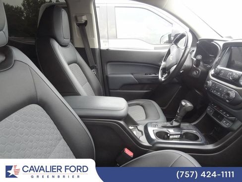 Used 2019 Chevrolet Colorado Z71 w/ Z71 Midnight Edition AWD/4WD image 7
