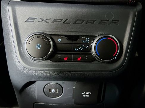 New 2026 Ford Explorer ST-Line w/ ST-Line Street Pack AWD/4WD image 32