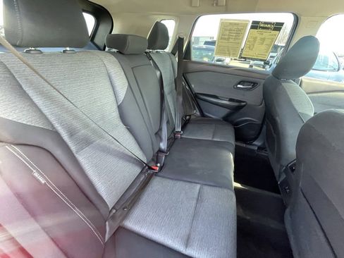 Used 2021 Nissan Rogue SV image 27