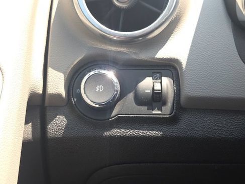 Used 2016 Chevrolet Trax LTZ FWD image 23