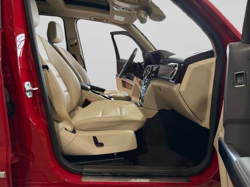 Used 2014 Mercedes-Benz GLK 350 4MATIC image 17