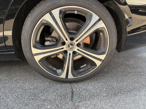 Used 2025 Mercedes-Benz C 300 Sedan image 12