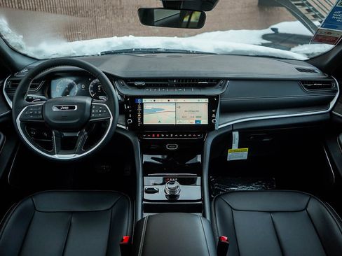New 2026 Jeep Grand Cherokee Limited AWD/4WD image 14