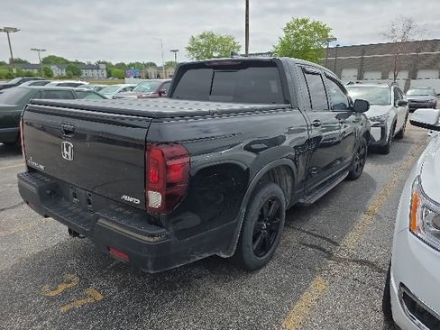 Used 2017 Honda Ridgeline Black Edition image 4