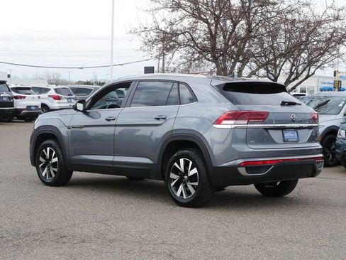 Certified 2023 Volkswagen Atlas Cross Sport SE image 5