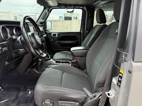 Used 2020 Jeep Wrangler Sport AWD/4WD image 20