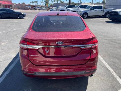 Used 2018 Ford Fusion S image 3