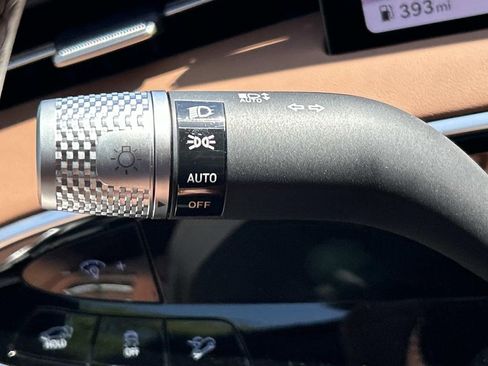 New 2026 Genesis GV70 2.5T Advanced AWD/4WD image 32