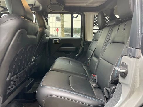 Used 2022 Jeep Wrangler Unlimited Rubicon 4xe w/ Cold Weather Group image 19