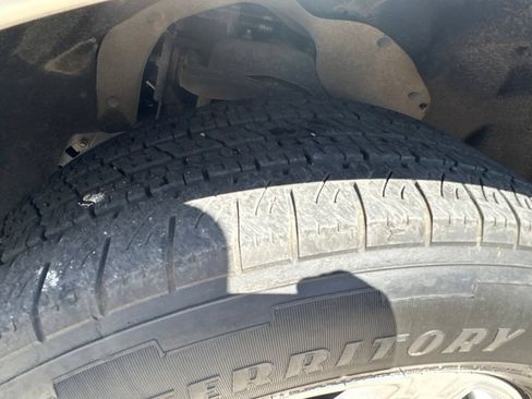 Used 2019 Ford Expedition Max XLT w/ Equipment Group 202A RWD image 27