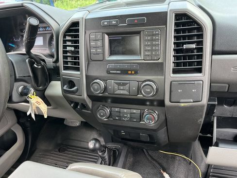 Used 2019 Ford F550 4x4 Regular Cab Super Duty image 28