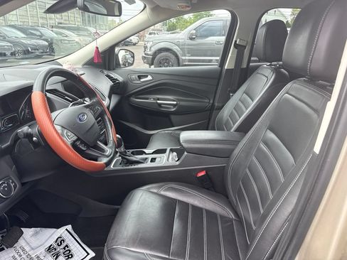 Used 2017 Ford Escape Titanium AWD/4WD image 10