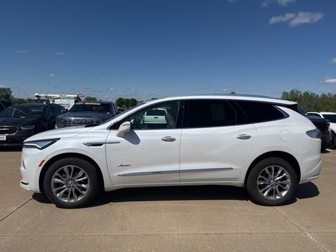 Used 2024 Buick Enclave Avenir w/ Avenir Technology Package AWD/4WD image 6