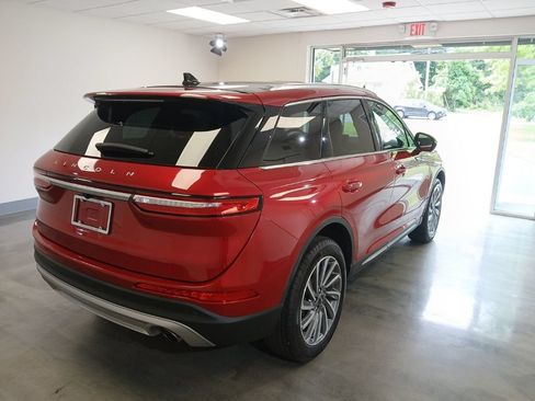 Used 2024 Lincoln Corsair Reserve w/ Equipment Group 201A AWD/4WD image 2
