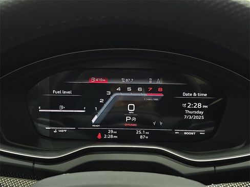 New 2025 Audi SQ5 Prestige image 19