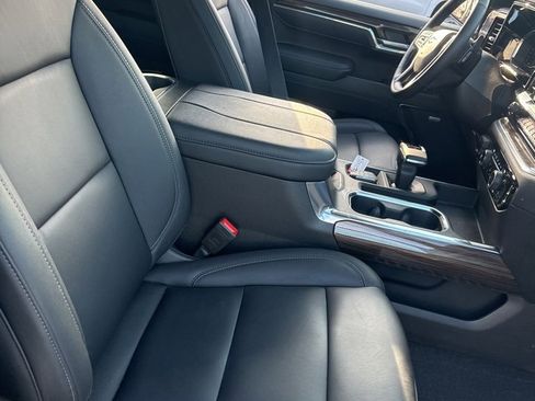 Used 2025 Chevrolet Silverado 1500 RST image 15