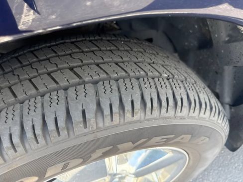 Used 2017 RAM 1500 Big Horn AWD/4WD image 2