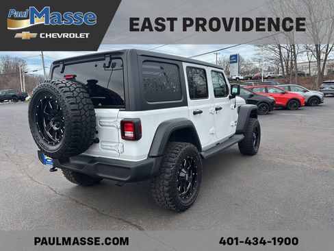 Used 2019 Jeep Wrangler Unlimited Sport S image 7