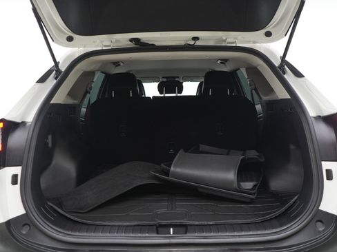 Used 2025 Kia Sportage EX AWD/4WD image 18