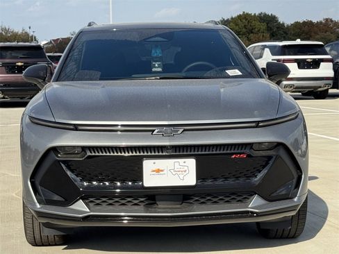 New 2026 Chevrolet Equinox EV RS image 7