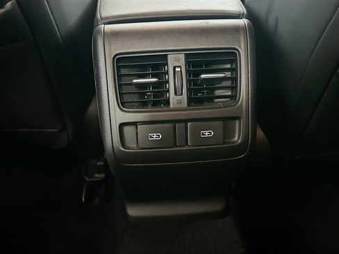 Used 2021 Honda Accord Touring image 29