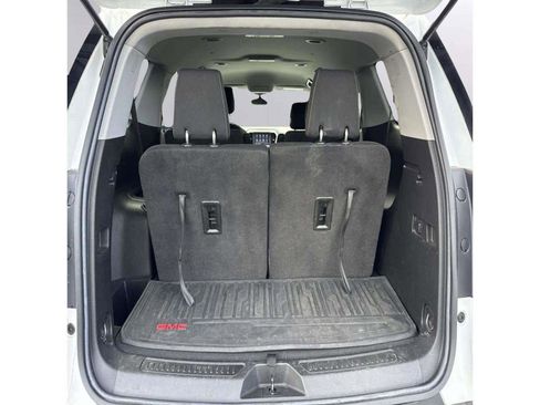 Used 2022 GMC Acadia SLE image 7