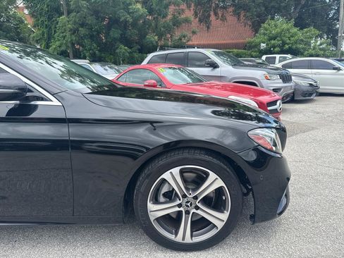 Used 2018 Mercedes-Benz E 300 image 11