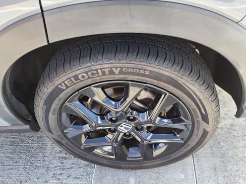 Certified 2024 Honda HR-V Sport image 5