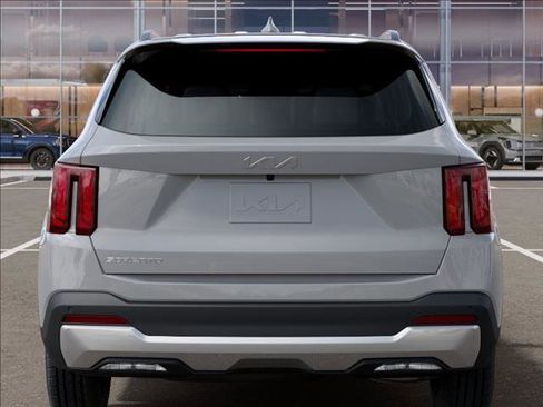 New 2026 Kia Sorento S FWD image 13