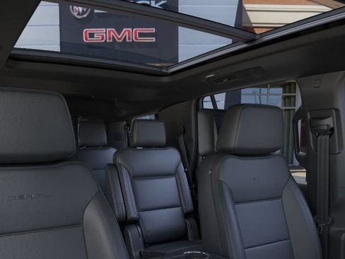 New 2026 GMC Yukon Denali w/ Denali Reserve Package AWD/4WD image 24