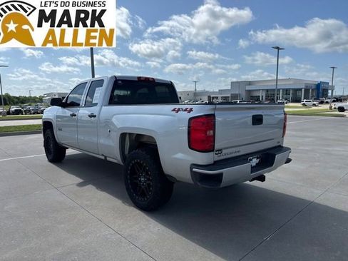Used 2019 Chevrolet Silverado 1500 Custom w/ Texas Edition AWD/4WD image 4