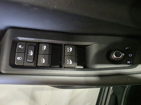 New 2025 Jeep Grand Cherokee Altitude AWD/4WD image 19