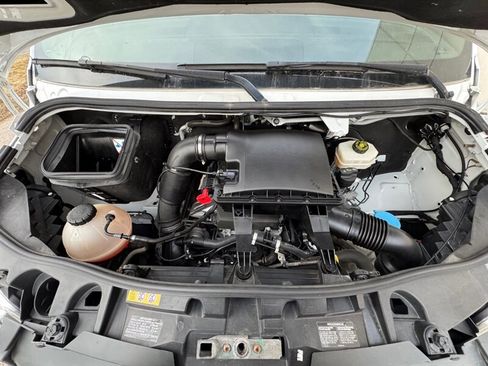 Used 2022 Mercedes-Benz Sprinter 1500 image 13