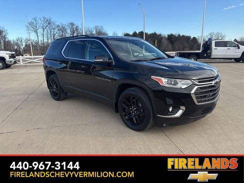 Used 2021 Chevrolet Traverse LT image 8