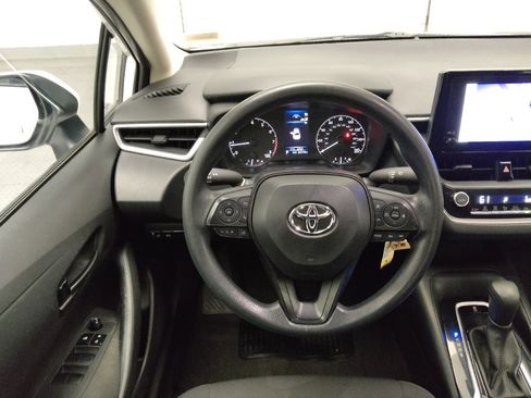 Used 2024 Toyota Corolla LE FWD image 22