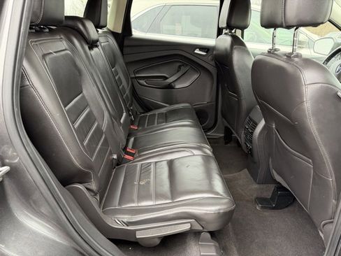 Used 2017 Ford Escape Titanium image 8